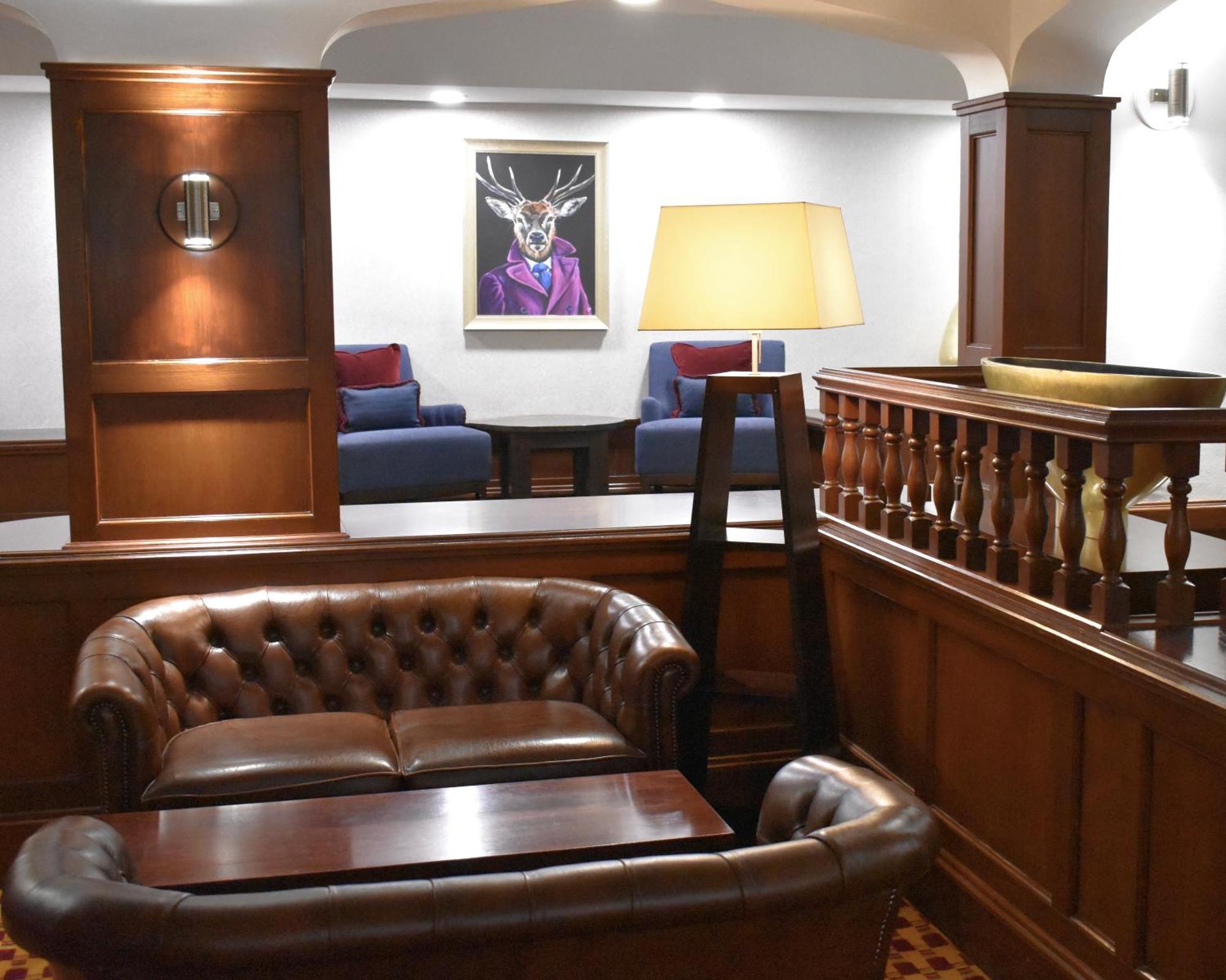 The Aberdeen Dyce Hotel Bagian luar foto