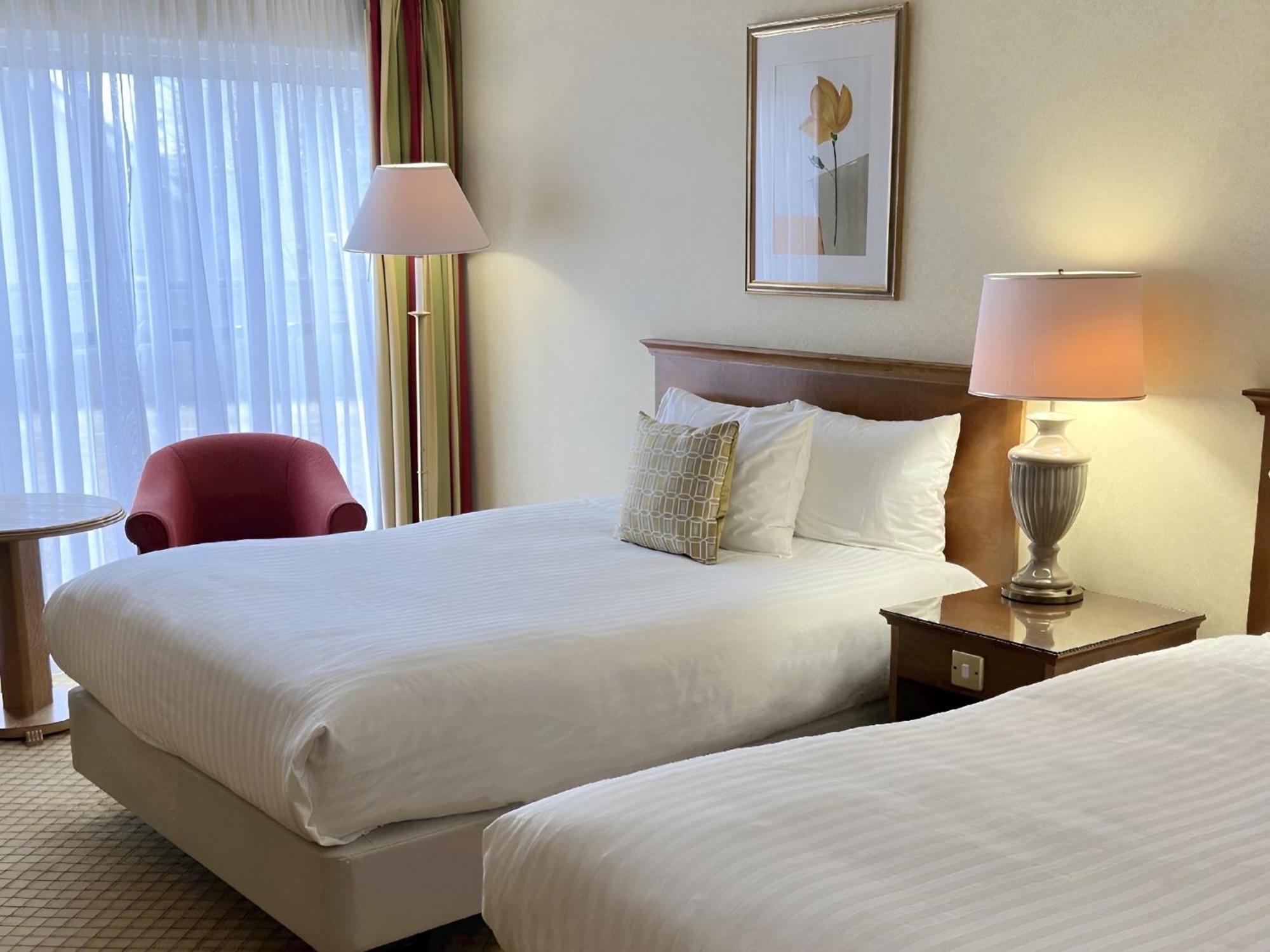 The Aberdeen Dyce Hotel Bagian luar foto