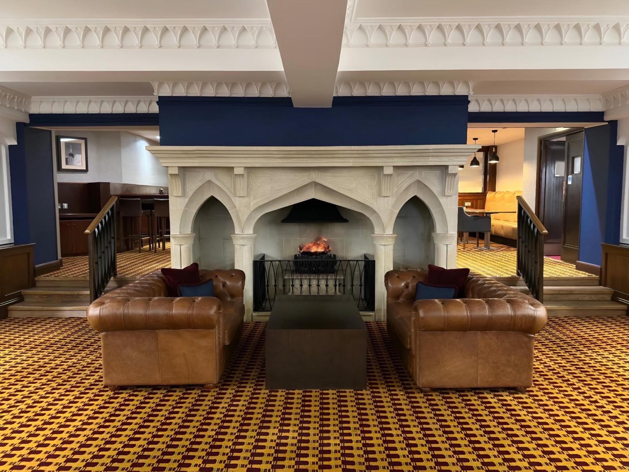 The Aberdeen Dyce Hotel Bagian luar foto