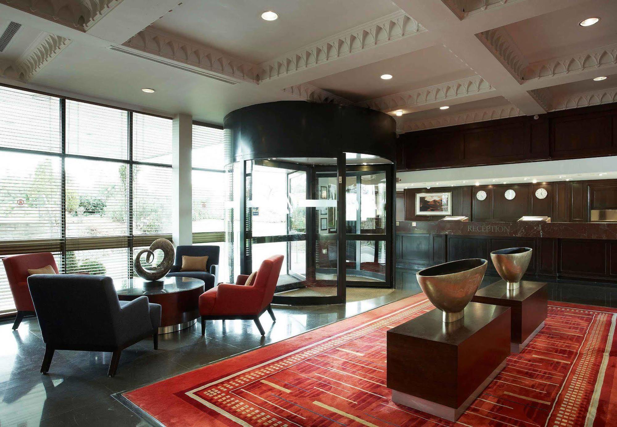 The Aberdeen Dyce Hotel Bagian luar foto