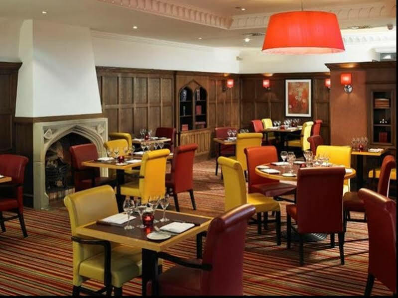 The Aberdeen Dyce Hotel Bagian luar foto